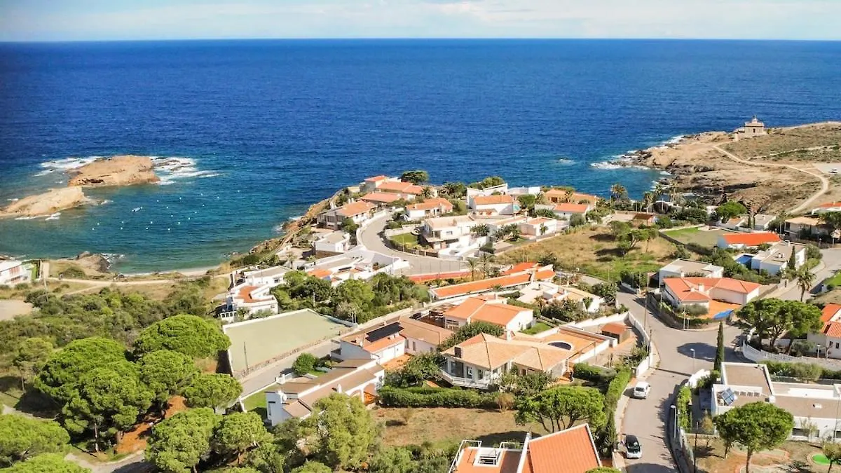 Villa Sarnella, El Port De La Selva 0*,